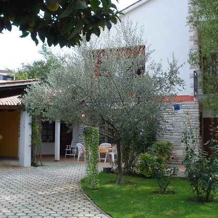 Sandra House With Apartment Umago Exterior foto